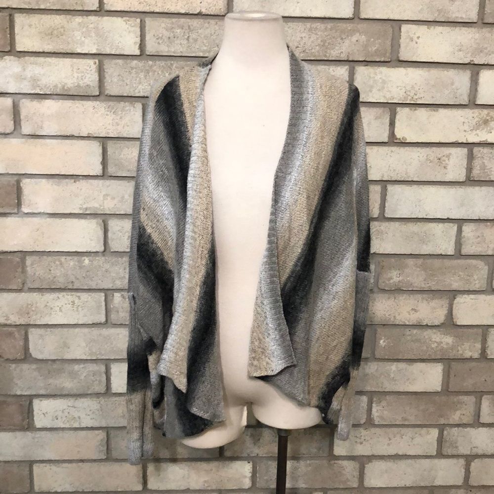 3for$20 cardigan medium